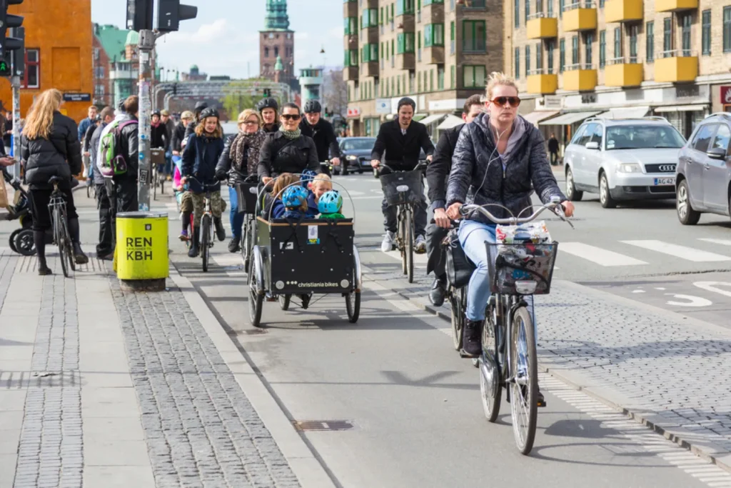 Copenhagen Expands Bike-Friendly Urban Routes Copenhagen Expands Bike-Friendly Urban Routes