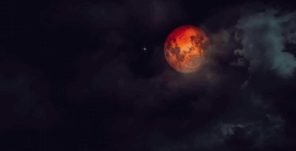 Europe Prepares for Blood Moon: Between Science and Symbolism