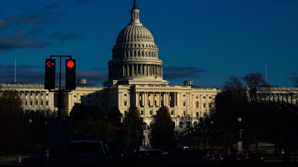 US Lawmakers Announce Mass Retirement US Lawmakers Announce Mass Retirement